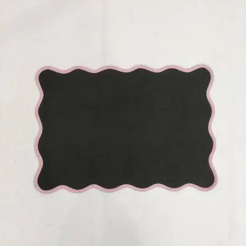 Black Classic Scallop Cotton Placemat Set of 4 - MAIA HOMES